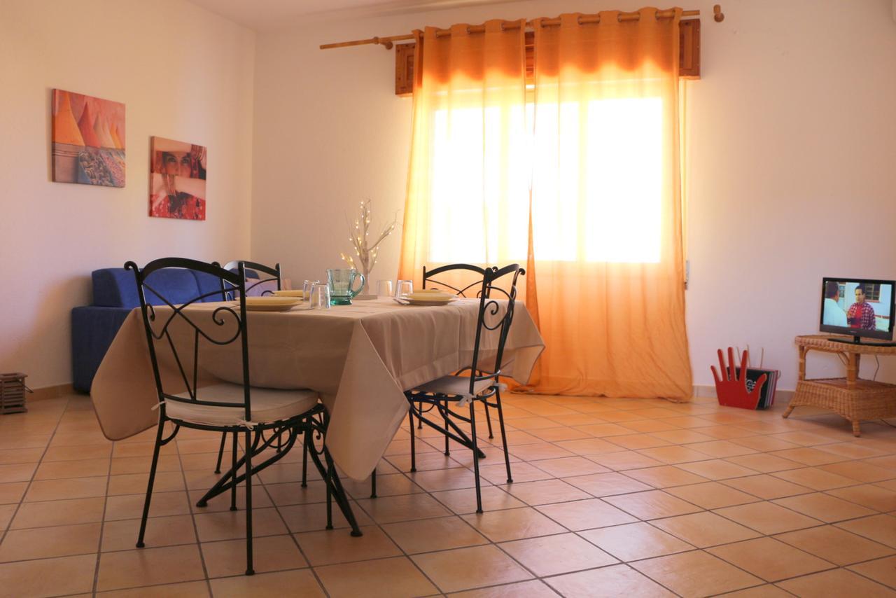Residence Ponente Санта Тереза Галура Екстериор снимка