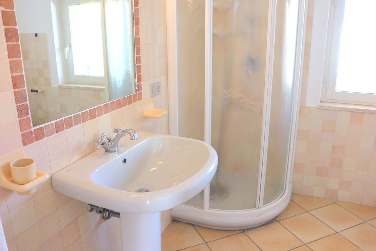 Residence Ponente Санта Тереза Галура Екстериор снимка